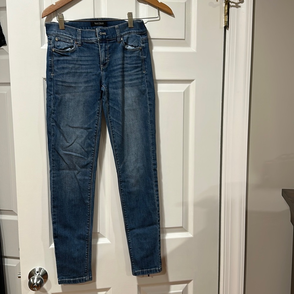 White House | Black market skinny leg jeans size 00R 24W